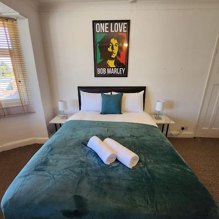 Solihull Shared House Acocks Green Esterno foto