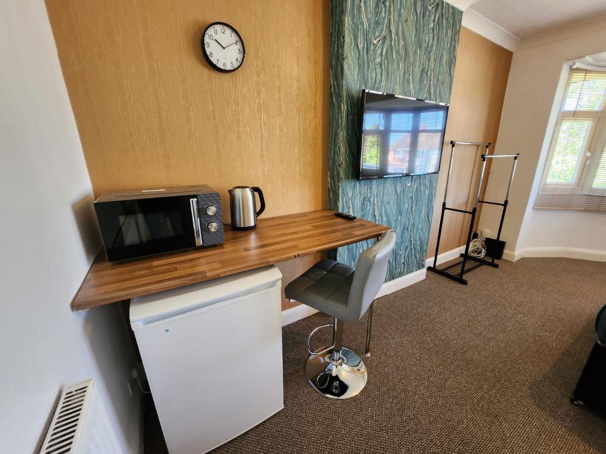 Solihull Shared House Acocks Green Esterno foto