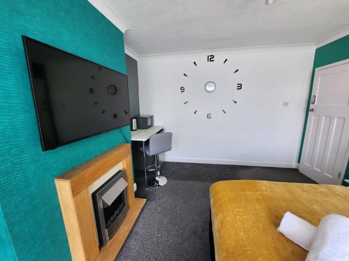 Solihull Shared House Acocks Green Esterno foto