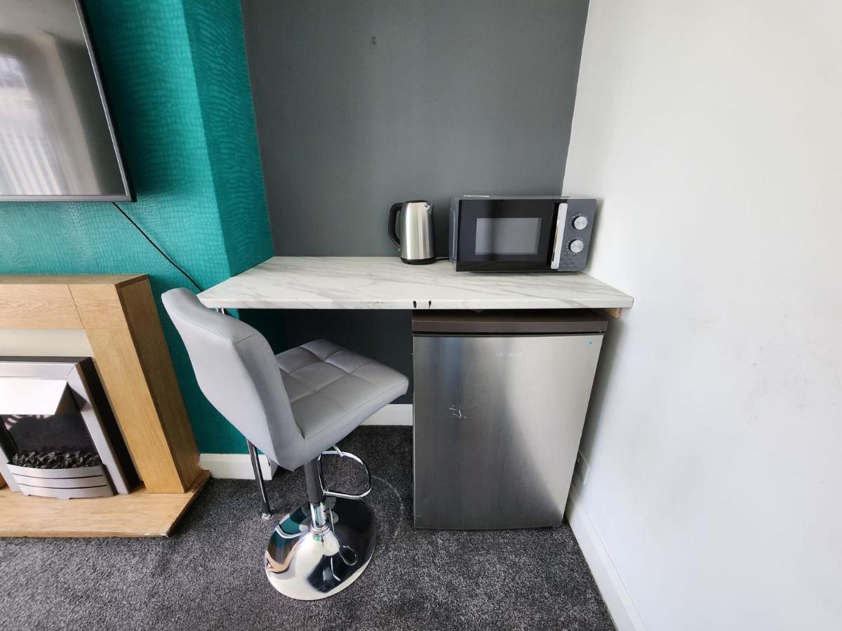 Solihull Shared House Acocks Green Esterno foto